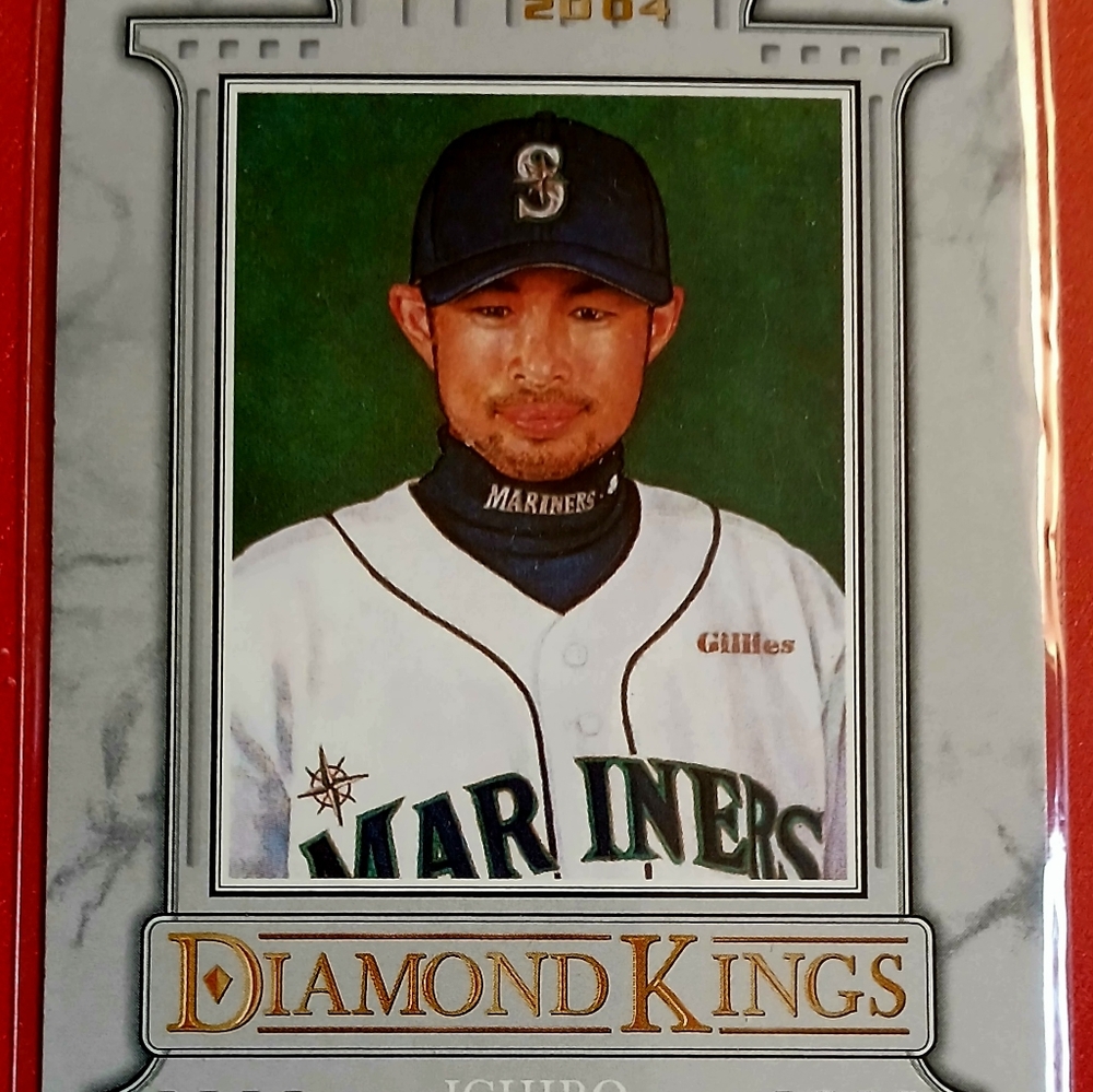 2004 Diamond Kings MLB Card Featuring Ichiro Suzuki HOF Yankees Retired Player.